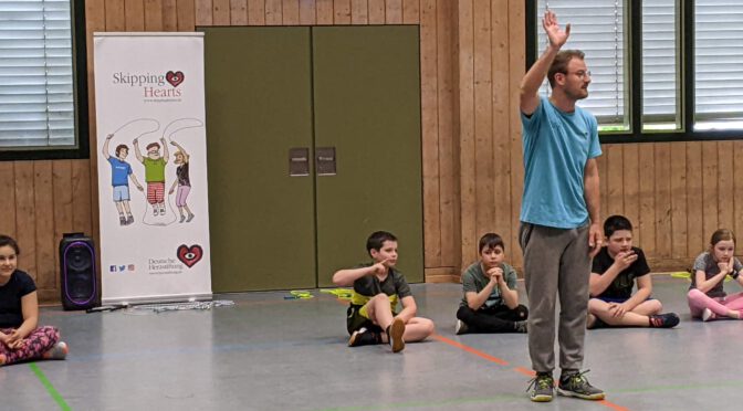 Workshop „Skipping Hearts“ mit den Viertklässlern